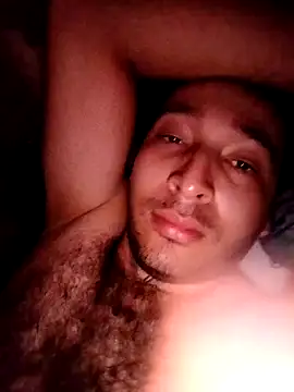 Snapshot of Valen_Squirt04 chatting on October 7, 2025, 6:58 am Valen Squirt04 online show from October 7, 2025, 6:58 am