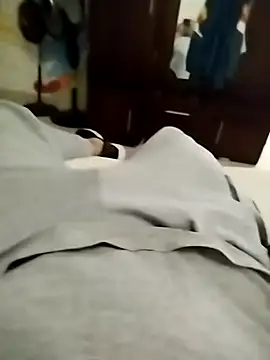 Snapshot of Valen_Squirt04 chatting on October 3, 2025, 5:03 pm Valen Squirt04 online show from October 3, 2025, 5:03 pm