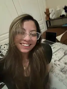 Snapshot of bunnygorl12 chatting on April 30, 2026, 5:25 am bunnygorl12 online show from April 30, 2026, 5:25 am