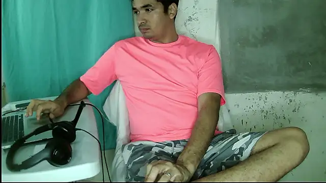 ThiagoDeseo online show from January 13, 2026, 6:12 pm