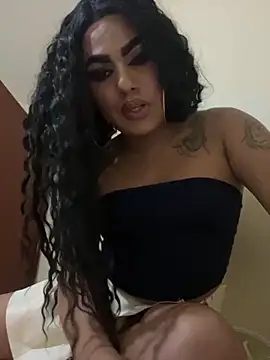 Snapshot of RobertaxGutierrez chatting on December 1, 2025, 3:18 am RobertaxGutierrez online show from December 1, 2025, 3:18 am