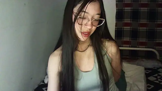 Mikha Ela online show from October 26, 2025, 7:20 am