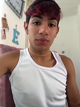 Snapshot of cherub_ chatting on June 10, 2026, 7:15 pm cherub online show from June 10, 2026, 7:15 pm