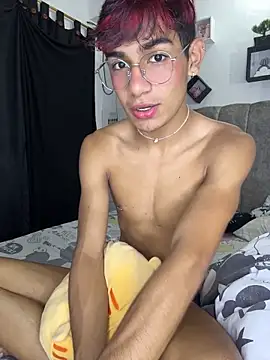 Snapshot of cherub_ chatting on June 14, 2026, 10:44 pm cherub online show from June 14, 2026, 10:44 pm