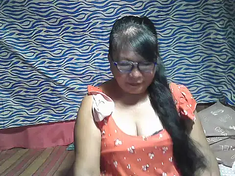 Snapshot of joy_cute chatting on October 16, 2025, 12:52 am joy cute online show from October 16, 2025, 12:52 am