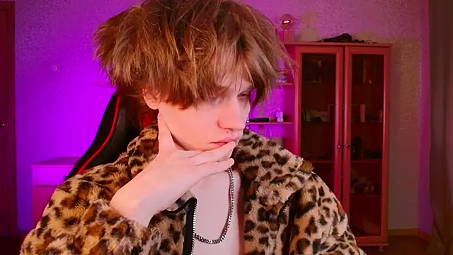 jeffreyue online show from November 20, 2025, 2:07 pm