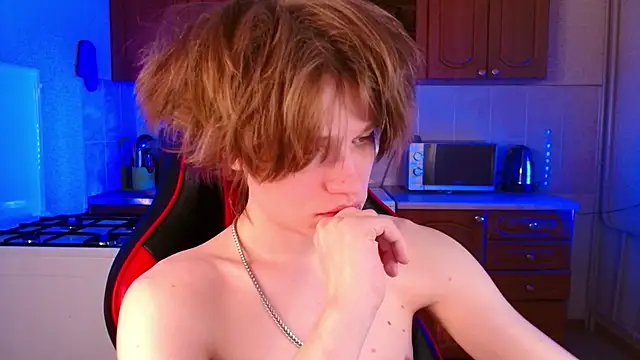 jeffreyue online show from December 15, 2025, 6:58 pm