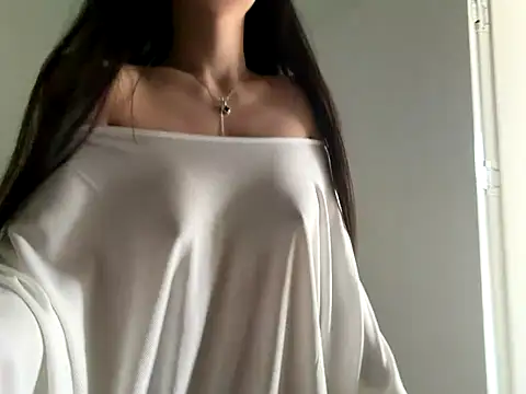 xiaowan x online show from October 14, 2025, 8:04 am