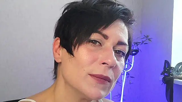 Snapshot of Ashley_Brookss chatting on November 22, 2025, 7:40 am Ashley Brookss online show from November 22, 2025, 7:40 am