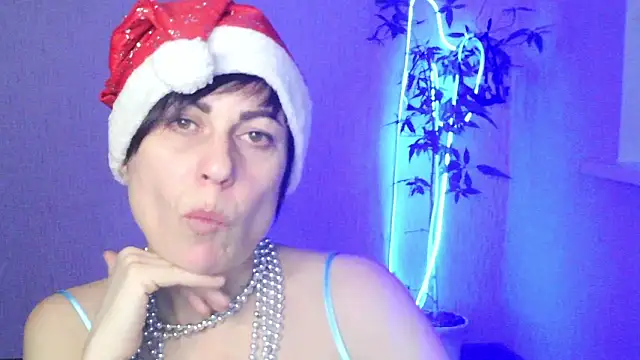 Snapshot of Ashley_Brookss chatting on December 18, 2025, 6:34 pm Ashley Brookss online show from December 18, 2025, 6:34 pm