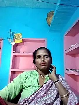 Mohni cute online show from October 17, 2025, 2:04 am