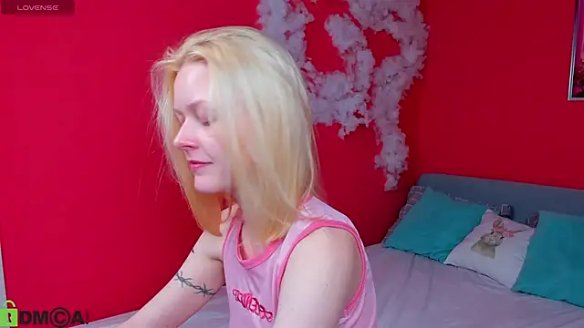 Snapshot of Callista_a chatting on November 8, 2025, 11:14 am Callista a online show from November 8, 2025, 11:14 am