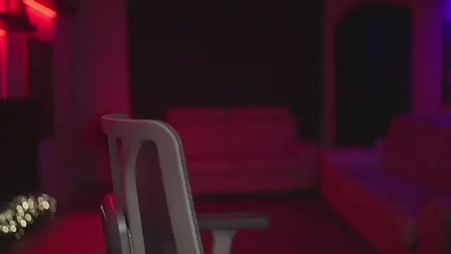 Snapshot of CandyStorm chatting on November 28, 2025, 10:32 pm CandyStorm online show from November 28, 2025, 10:32 pm