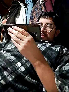 RAJV  online show from October 7, 2025, 3:57 pm