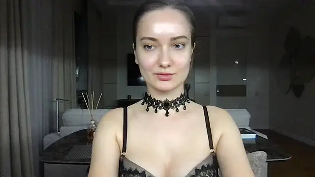 Justamanda1 online show from October 2, 2025, 7:39 pm