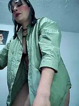 Snapshot of Valentina_Squirt- chatting on October 21, 2025, 9:09 am Valentina Squirt- online show from October 21, 2025, 9:09 am