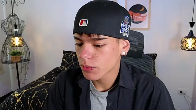 kevienmiet online show from October 10, 2025, 11:44 am