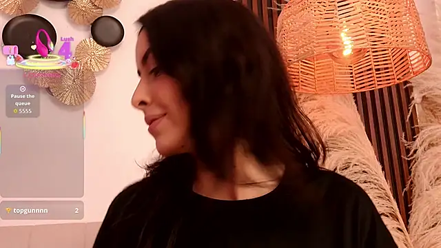 Dahlia vexx online show from October 1, 2025, 7:51 pm