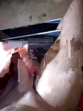 eroer20 online show from October 21, 2025, 12:21 am