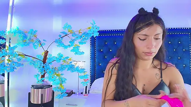 Snapshot of Gabriela_milani chatting on March 2, 2026, 7:10 pm Gabriela milani online show from March 2, 2026, 7:10 pm