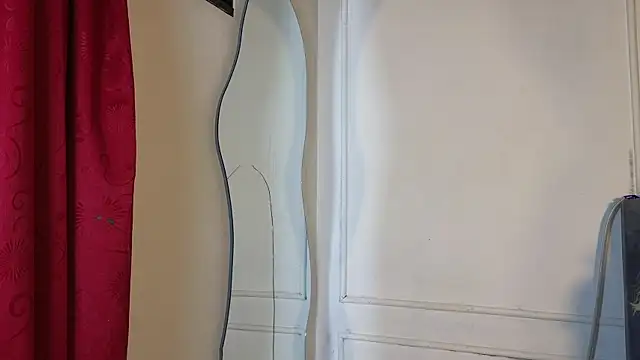 luxuryheaven 8 online show from October 31, 2025, 5:15 am