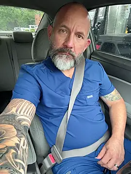 fuckadilf online show from May 7, 2026, 4:10 pm