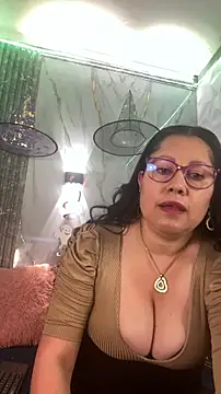 Marianasmitt online show from November 1, 2025, 12:10 pm