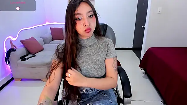 Snapshot of Scarlett__Cooper__ chatting on November 28, 2025, 1:11 pm Scarlett Cooper online show from November 28, 2025, 1:11 pm