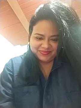Snapshot of Tania_cruz_ chatting on November 14, 2025, 5:16 pm Tania cruz online show from November 14, 2025, 5:16 pm