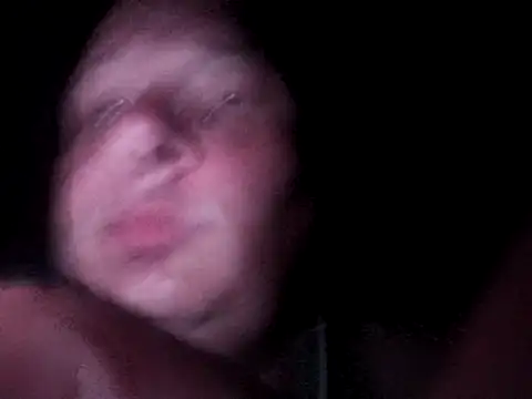 Snapshot of macKnd chatting on October 15, 2025, 12:20 am macKnd online show from October 15, 2025, 12:20 am