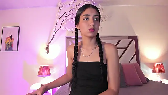 Snapshot of cloe_taylor__ chatting on November 26, 2025, 3:06 am cloe taylor online show from November 26, 2025, 3:06 am