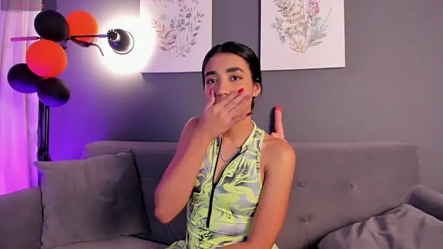 Snapshot of cloe_taylor__ chatting on October 29, 2025, 5:06 am cloe taylor online show from October 29, 2025, 5:06 am