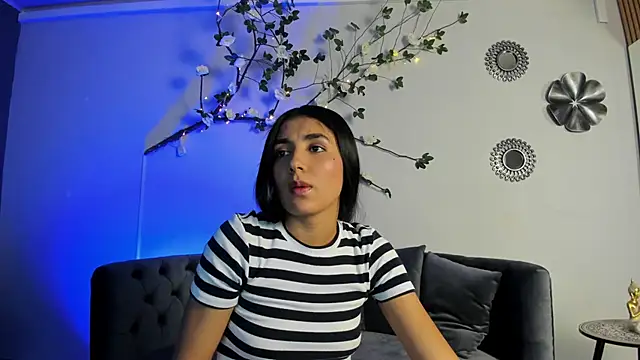 Snapshot of cloe_taylor__ chatting on November 3, 2025, 8:01 pm cloe taylor online show from November 3, 2025, 8:01 pm