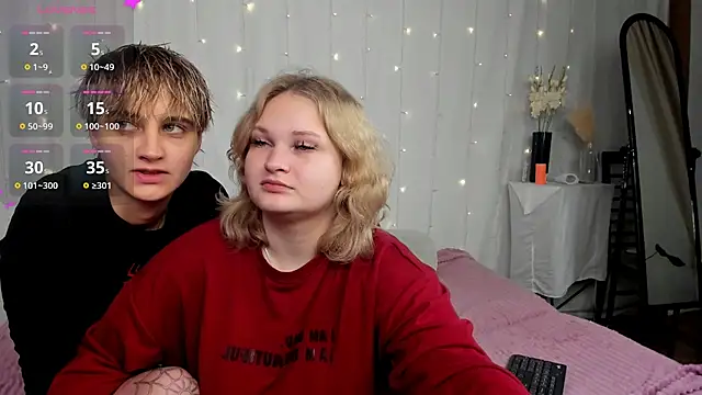 Snapshot of soft_sofi_ chatting on November 6, 2025, 8:24 pm soft sofi online show from November 6, 2025, 8:24 pm