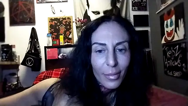 inkdhollow1 online show from October 28, 2025, 3:07 am