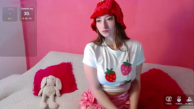 Snapshot of LexiCutie chatting on November 1, 2025, 11:26 am LexiCutie online show from November 1, 2025, 11:26 am