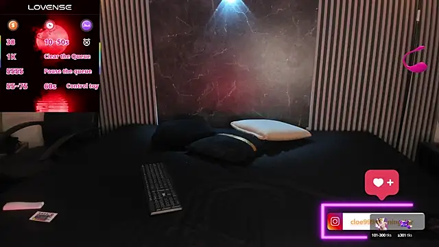 Snapshot of cloemorningstar chatting on October 15, 2025, 5:50 am cloemorningstar online show from October 15, 2025, 5:50 am