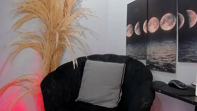 Snapshot of cloemorningstar chatting on November 7, 2025, 3:27 pm cloemorningstar online show from November 7, 2025, 3:27 pm