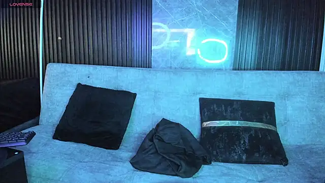 Snapshot of cloemorningstar chatting on October 29, 2025, 4:50 pm cloemorningstar online show from October 29, 2025, 4:50 pm