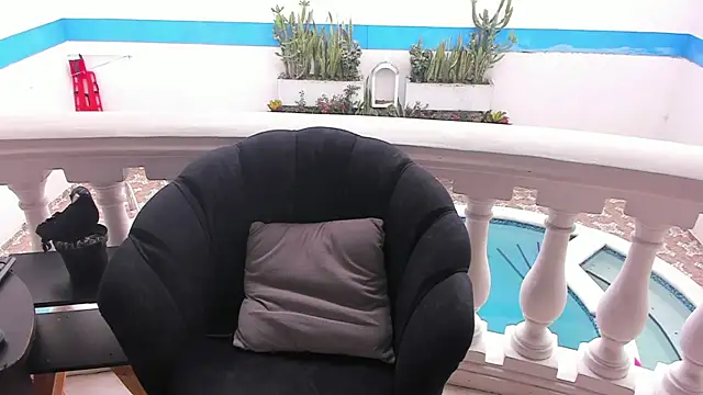 Snapshot of cloemorningstar chatting on November 14, 2025, 3:05 pm cloemorningstar online show from November 14, 2025, 3:05 pm