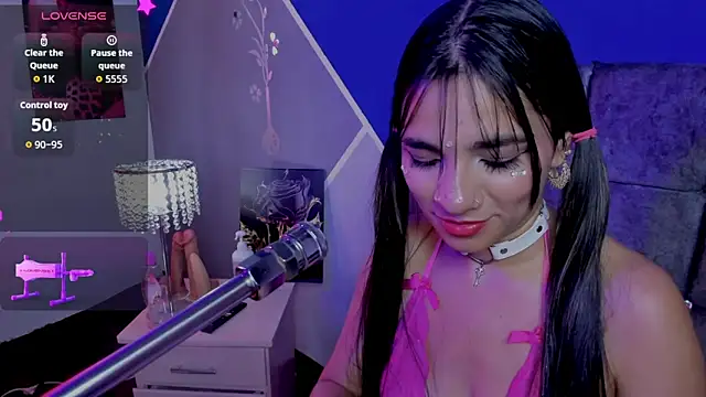 susi hot13 online show from April 24, 2026, 8:22 pm