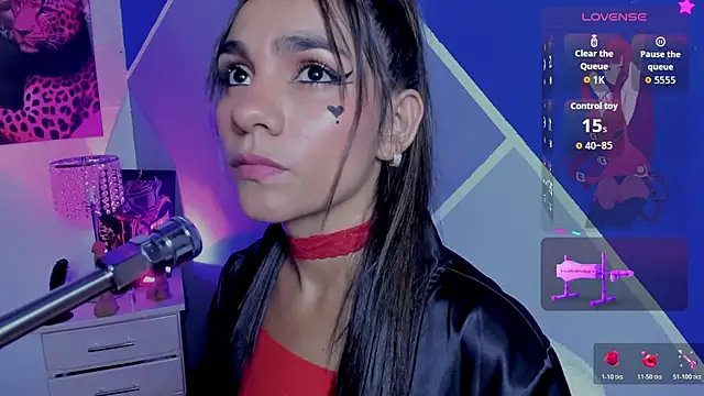 Snapshot of susi_hot13 chatting on October 24, 2025, 11:04 pm susi hot13 online show from October 24, 2025, 11:04 pm