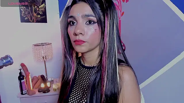 Snapshot of susi_hot13 chatting on October 30, 2025, 9:22 pm susi hot13 online show from October 30, 2025, 9:22 pm