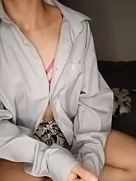 Snapshot of Queen_hot888 chatting on October 15, 2025, 4:44 am Queen hot888 online show from October 15, 2025, 4:44 am