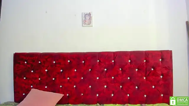 Snapshot of Lia_Carter_ chatting on November 17, 2025, 1:59 pm Lia Carter online show from November 17, 2025, 1:59 pm