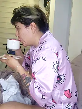 Snapshot of Zoe_riivas chatting on November 20, 2025, 10:05 am Zoe riivas online show from November 20, 2025, 10:05 am