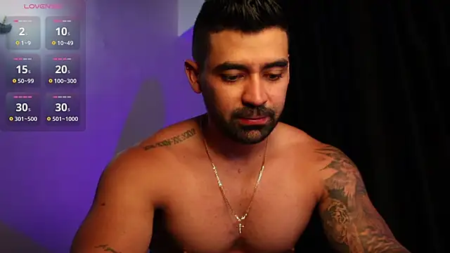 Snapshot of SOY_MIKE chatting on October 7, 2025, 11:17 pm SOY MIKE online show from October 7, 2025, 11:17 pm