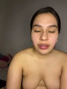 Brianna bunny05 online show from May 7, 2026, 5:11 am