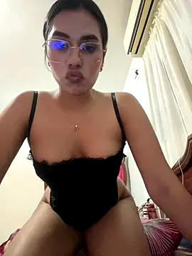 Snapshot of Brianna_bunny05 chatting on November 12, 2025, 5:00 am Brianna bunny05 online show from November 12, 2025, 5:00 am