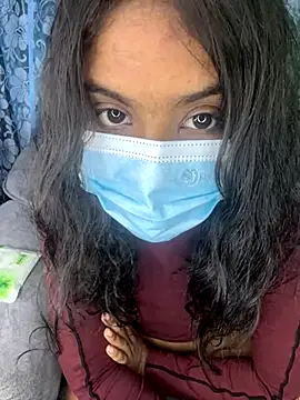 Snapshot of SukiyamaAsia chatting on November 4, 2025, 3:38 pm SukiyamaAsia online show from November 4, 2025, 3:38 pm